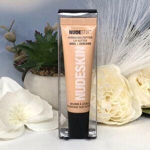 NUDESTIX Hydrating Peptide Lip Butter in Dolce Nude FULL SIZE, 10mL *BNIB